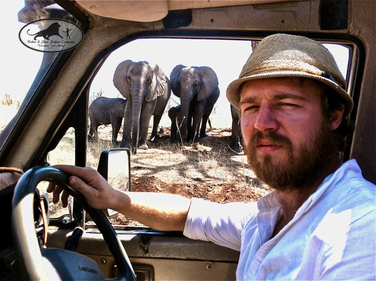 Baker Safari Company Villa Kwangwazi Kültér fotó