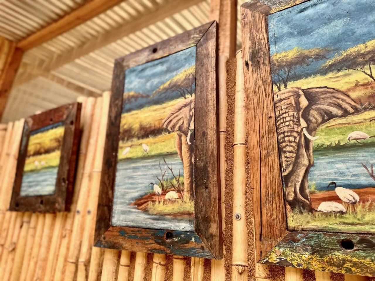 Baker Safari Company Villa Kwangwazi Kültér fotó