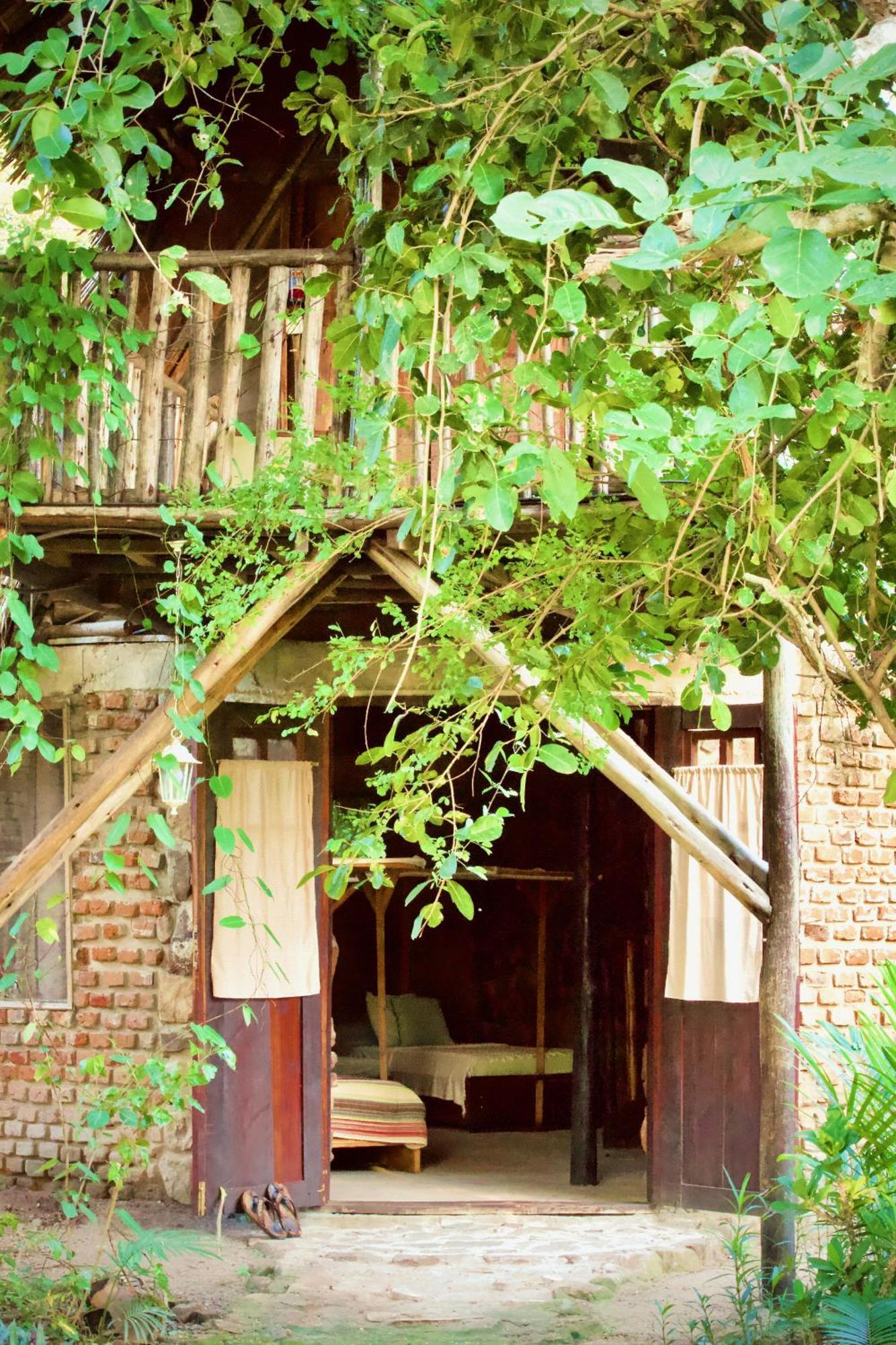 Baker Safari Company Villa Kwangwazi Kültér fotó